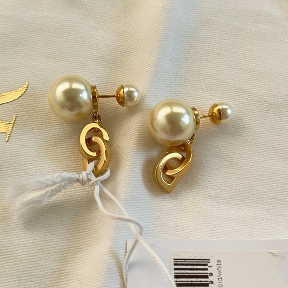 Dior Tribales Earrings Gold-Finish Metal and White Resin Pearls - Picture 5 of 16